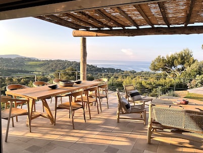 5 * luxury villa facing the sea, La croix Valmer, golfe de st Tropez.