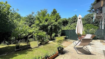 House, 1 Bedroom, Smoking, Balcony | Garden