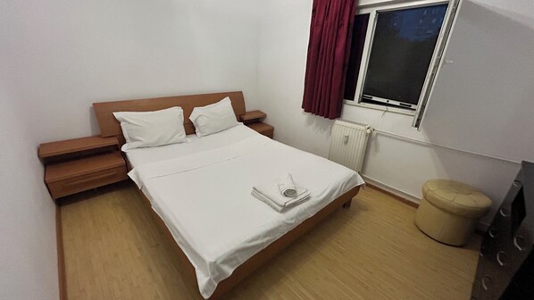 1 bedroom, iron/ironing board, WiFi, bed sheets