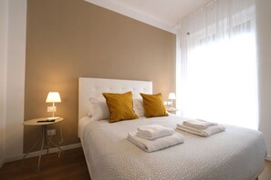 Iron/ironing board, travel cot, WiFi, bed sheets - Wine Apartments Florence Cabernet 2 (Florence)