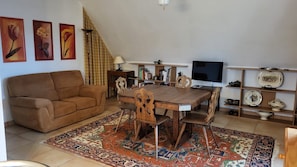 Interior - The Kintzheim Refuge. Vineyards, châteaux and cycle routes. Pets free. (Kintzheim)
