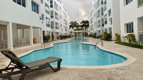 Penthouse With Rooftop and Pool & Beach Access