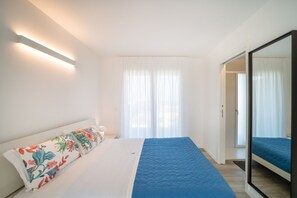 2 dormitorios, Internet, ropa de cama