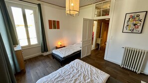 1 bedroom, iron/ironing board, free WiFi