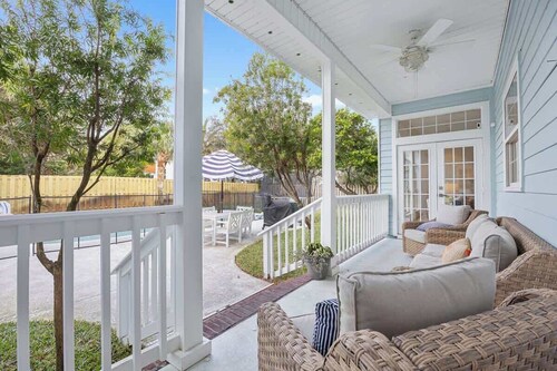 Beach Bliss on the Boulevard | Team Joseph Ellen