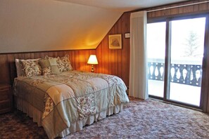 7 bedrooms, free WiFi, bed sheets