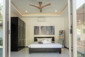 3 chambres, fer et planche à repasser, Wi-Fi, draps fournis