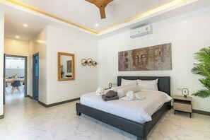 3 chambres, fer et planche à repasser, Wi-Fi, draps fournis