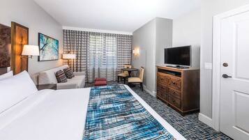 Fer et planche à repasser, lit parapluie, Wi-Fi, draps fournis