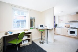 Studio, Non Smoking | Desk, laptop workspace, blackout drapes, free WiFi - Student Only The Grange (Leicester)