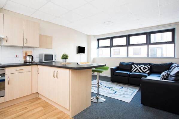 Living area - Student Only The Grange (Leicester)