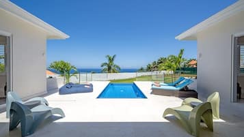 4 piscinas al aire libre
