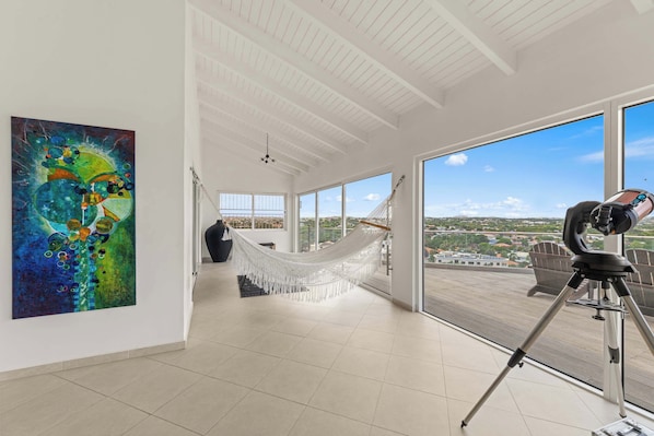 Unclassified image, 1 of 69, button