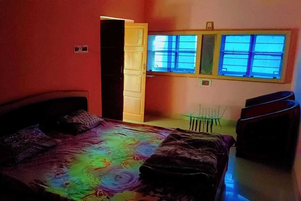 Deluxe Double Room, Balcony | Laptop workspace