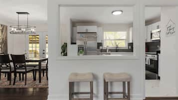 Refrigerador, microondas, horno, placa de cocina