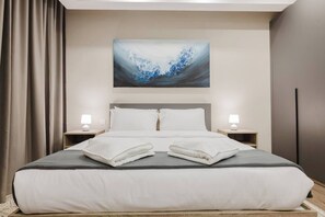 3 chambres, fer et planche à repasser, accès au Wi-Fi (inclus)