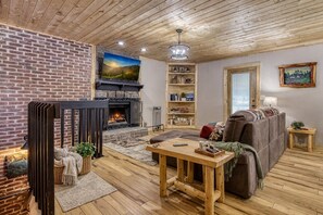 Smart TV, fireplace - Alluring Embrace, “Cozy Cabin Retreat in the Smokies (Sevierville)