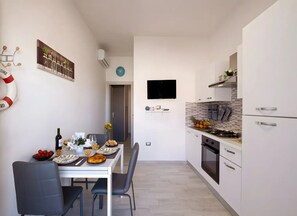 Unclassified image, 3 of 24, button - Azure Retreat in Porto Cesareo (Porto Cesareo)