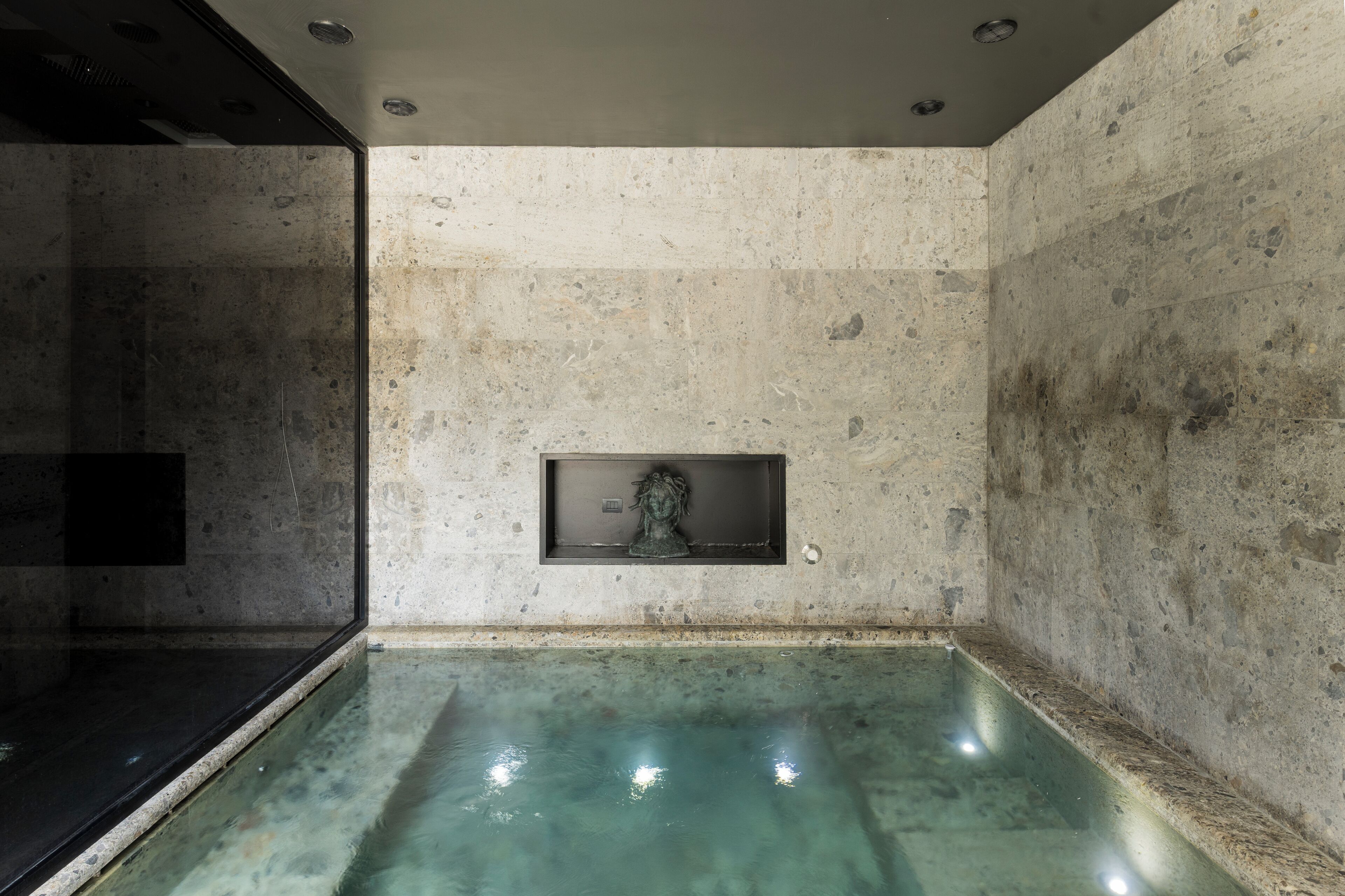 Sauna, hot tub, steam room, body treatments, facials, massages