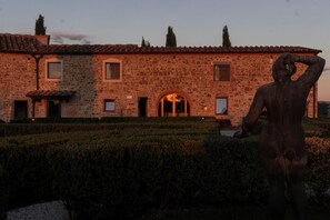 Front of property - PODERE 1384 (Castellina in Chianti)