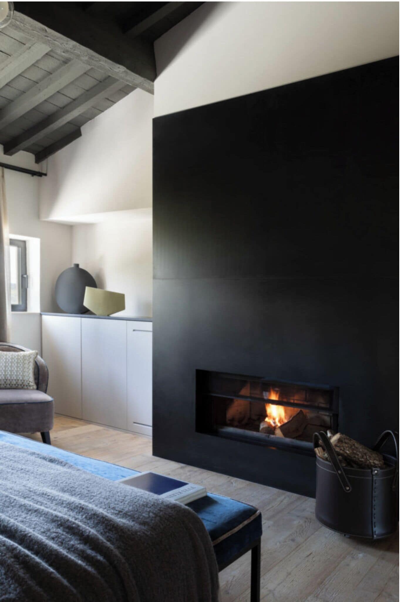 Rom – deluxe, dalutsikt | Safe på rommet, blendingsgardiner, lydisolert og wi-fi (inkludert)