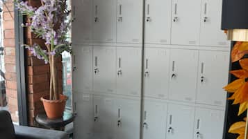 Tủ đựng đồ