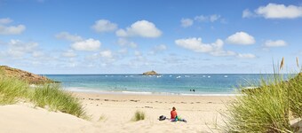 House for 8 - heated pool - 800m from the beach