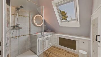 Een douche, een haardroger