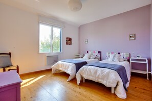 5 bedrooms, free WiFi