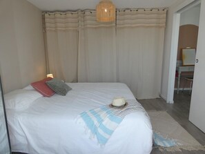 4 habitaciones, cuna de viaje y wifi 
