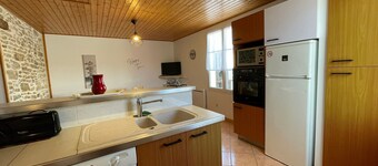 Family house in Talmont-Saint-Hilaire with private courtyard