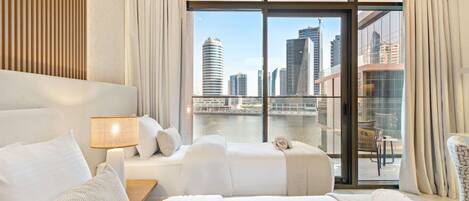 2 bedrooms, desk, iron/ironing board, WiFi