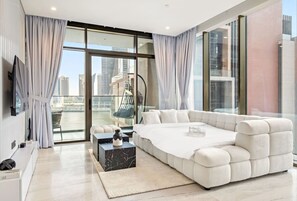 2 Schlafzimmer, Schreibtisch, Bügeleisen/Bügelbrett, WLAN