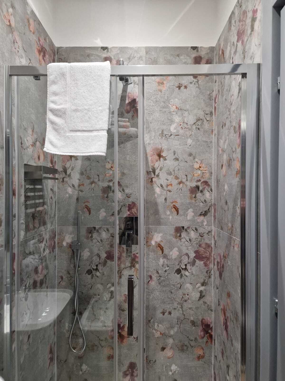 Foto - Incoming Roof Bovio