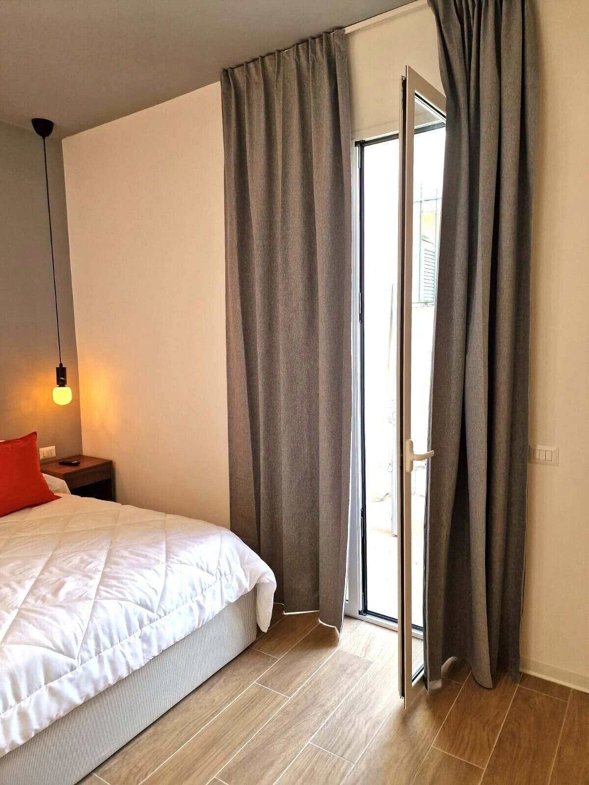 Foto - Incoming Roof Bovio