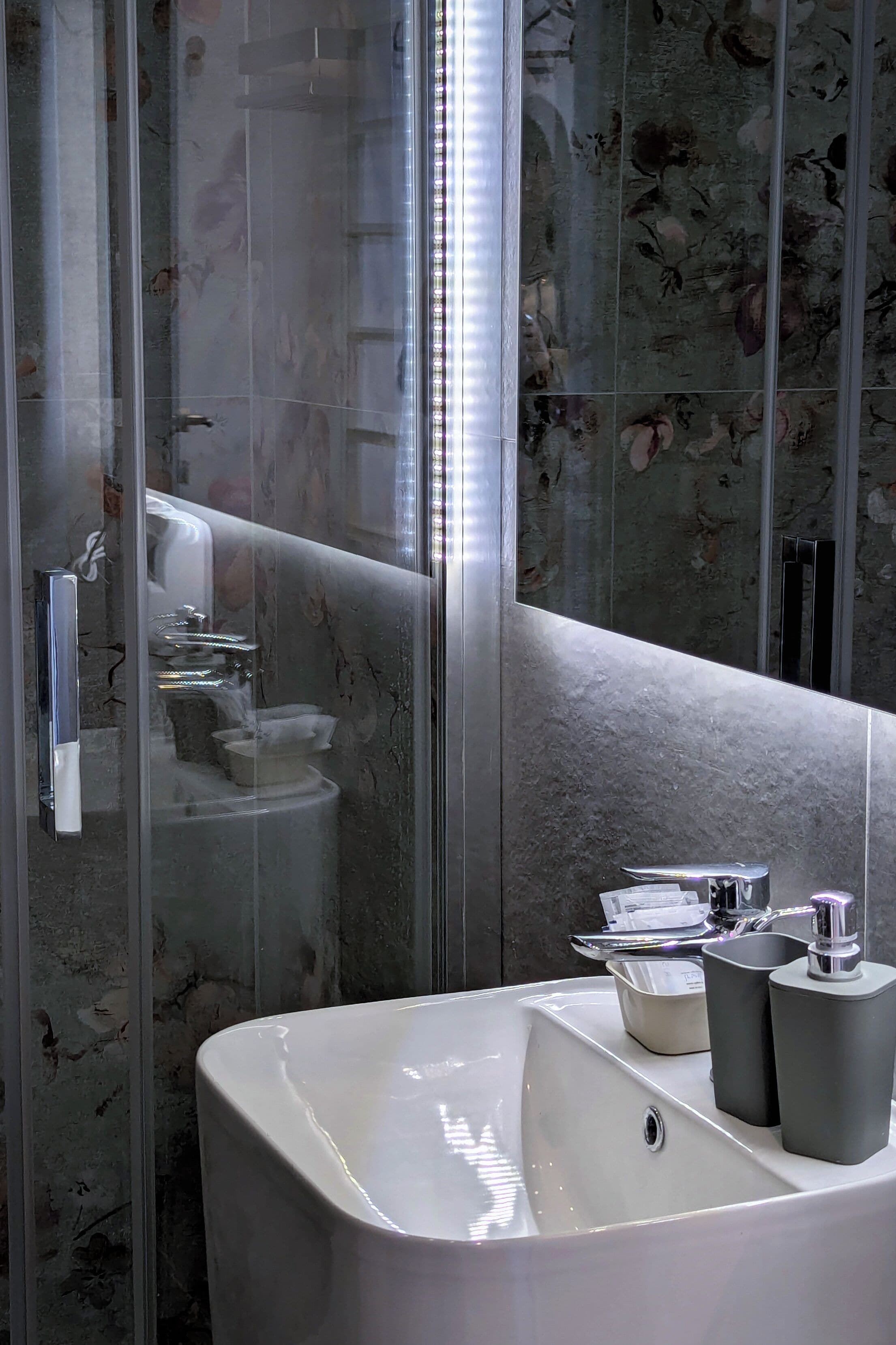 Foto - Incoming Roof Bovio