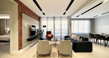 C Living - Premium 3 Bedroom - AQIQ
