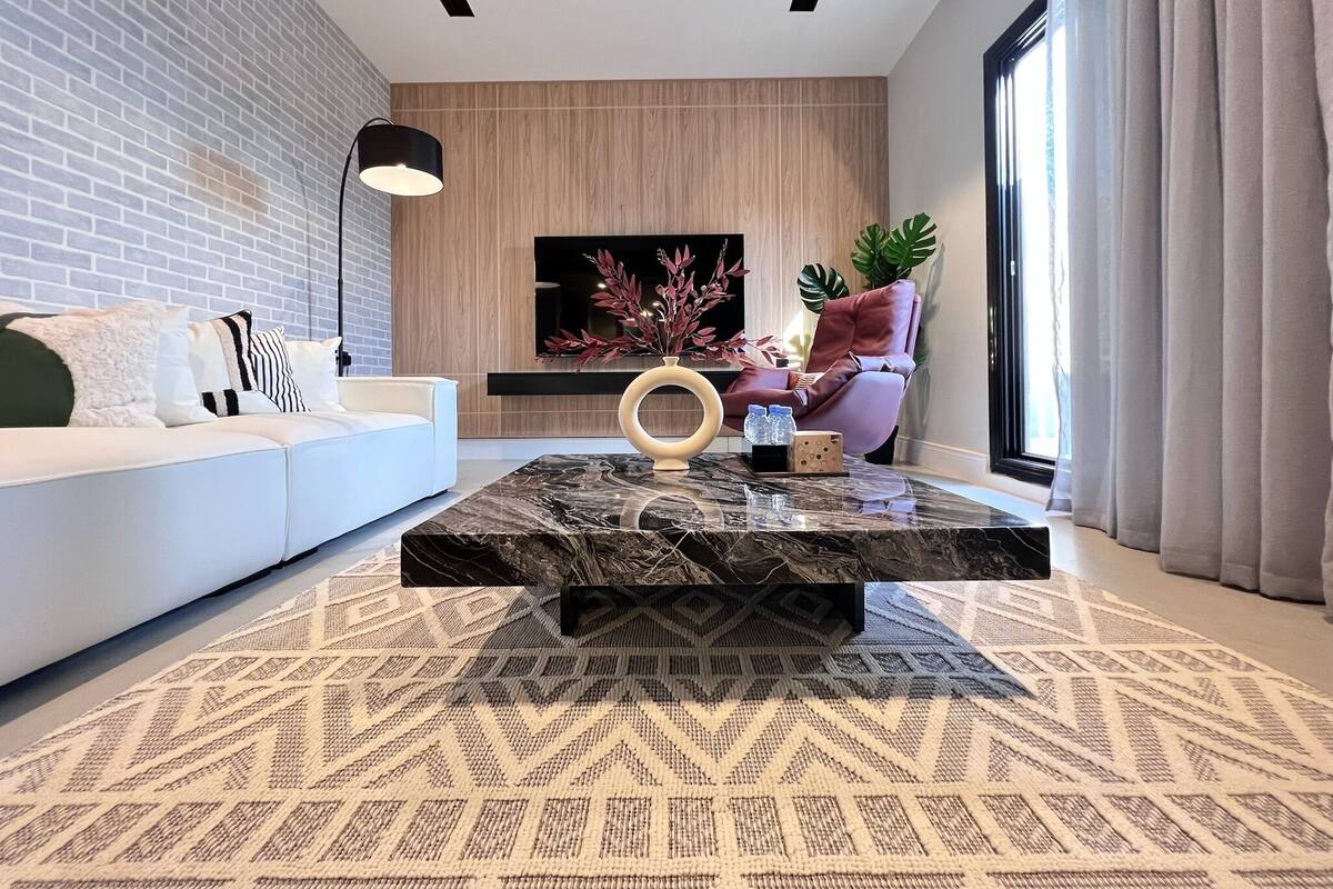 Apartment, 3 Bedrooms | Living area