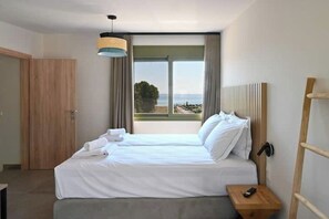 4 habitaciones, tabla de planchar con plancha, wifi y ropa de cama