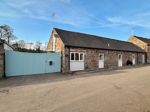 Cottage | Exterior