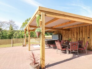 コ テージ | 屋外ダイニングエリア