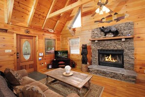 Smart TV, fireplace