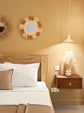 Premium Studio, Non Smoking | Desk, free WiFi, bed sheets