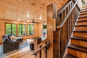 スマートテレビ、暖炉