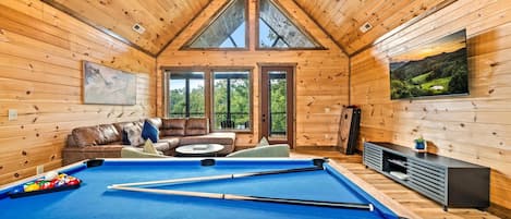 TV connectée, cheminée