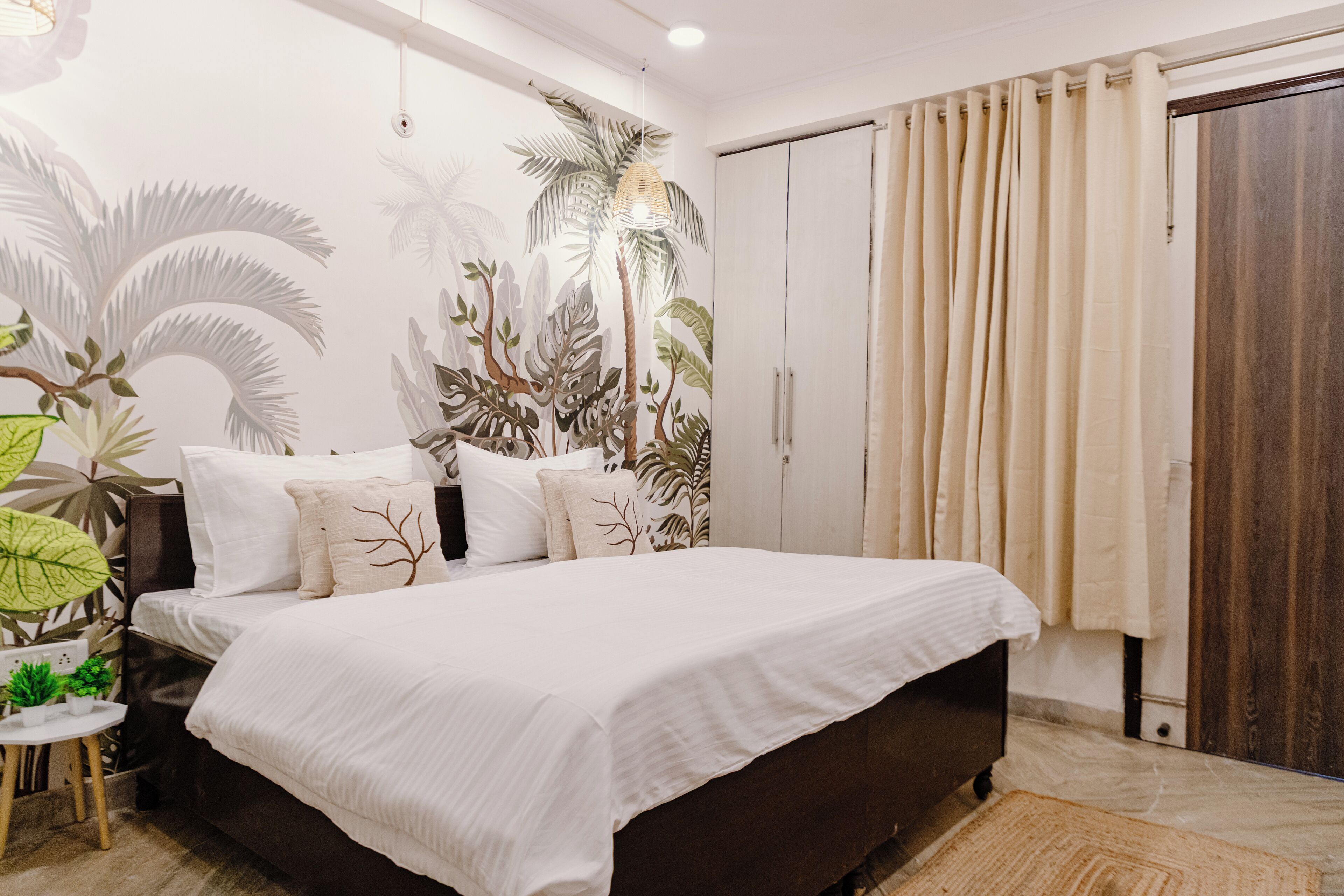 3 bedrooms, WiFi, bed sheets