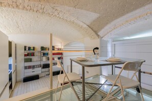 Dining - L'angolo del Libro by Wonderful Italy (Torino)