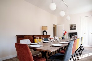 Dining - Spacious family home in Brizay, Near Chinon and Azay-le-Rideau (Up to 15 Guests) (Brizay)