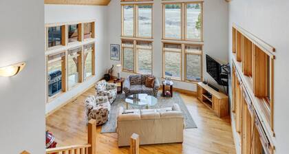 Lazy Bzzz Cabin Stunning Views