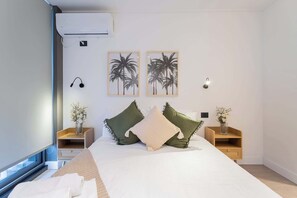 1 slaapkamer, een strijkplank/strijkijzer, wifi, beddengoed